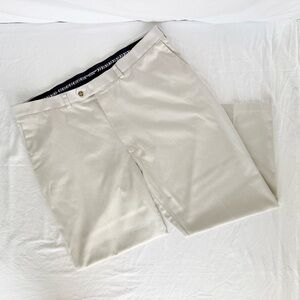 Roundtree & Yorke Light Beige Men's Chinos